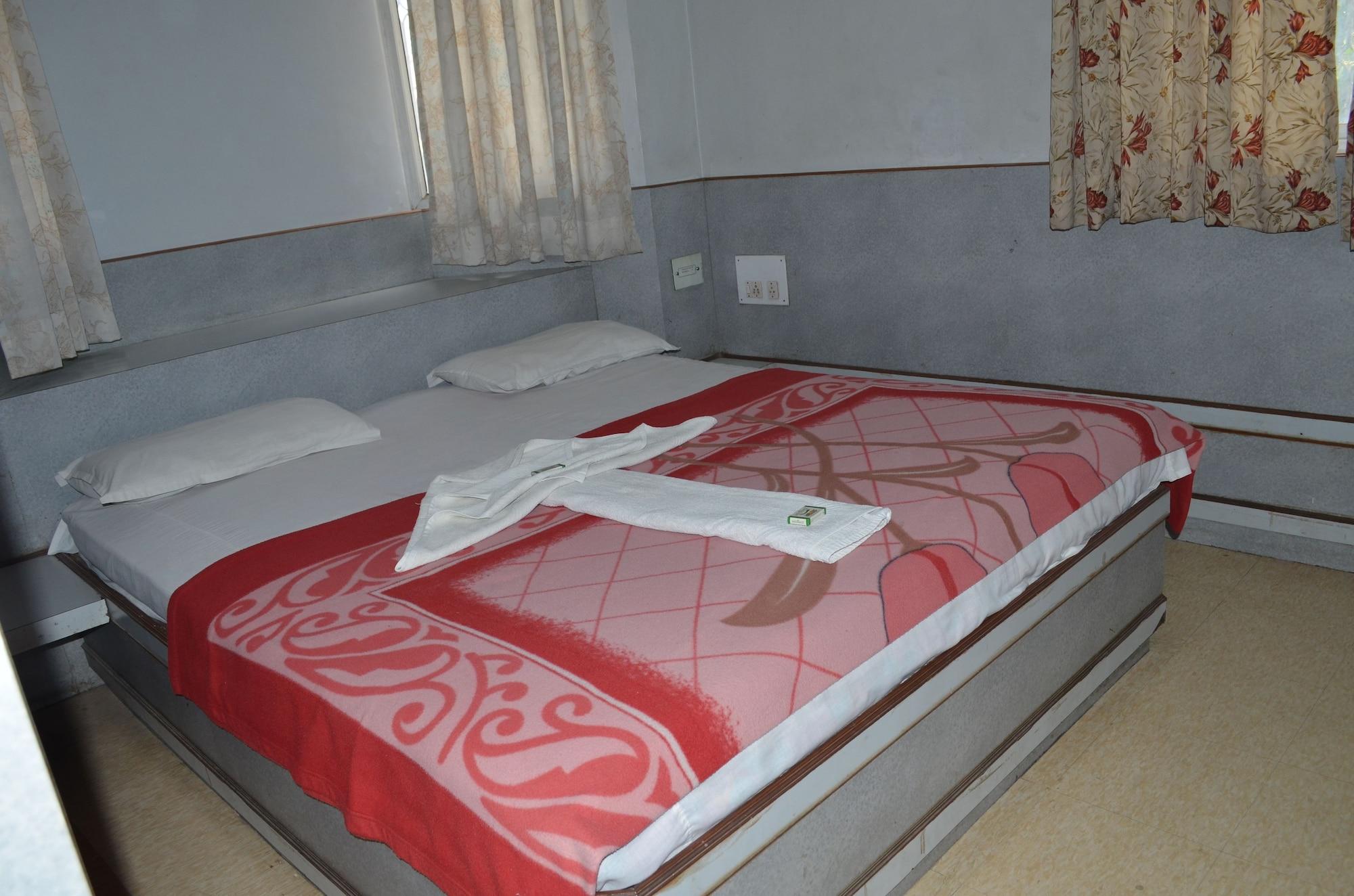 Hotel T.A.P. Paradise Bangalore Extérieur photo