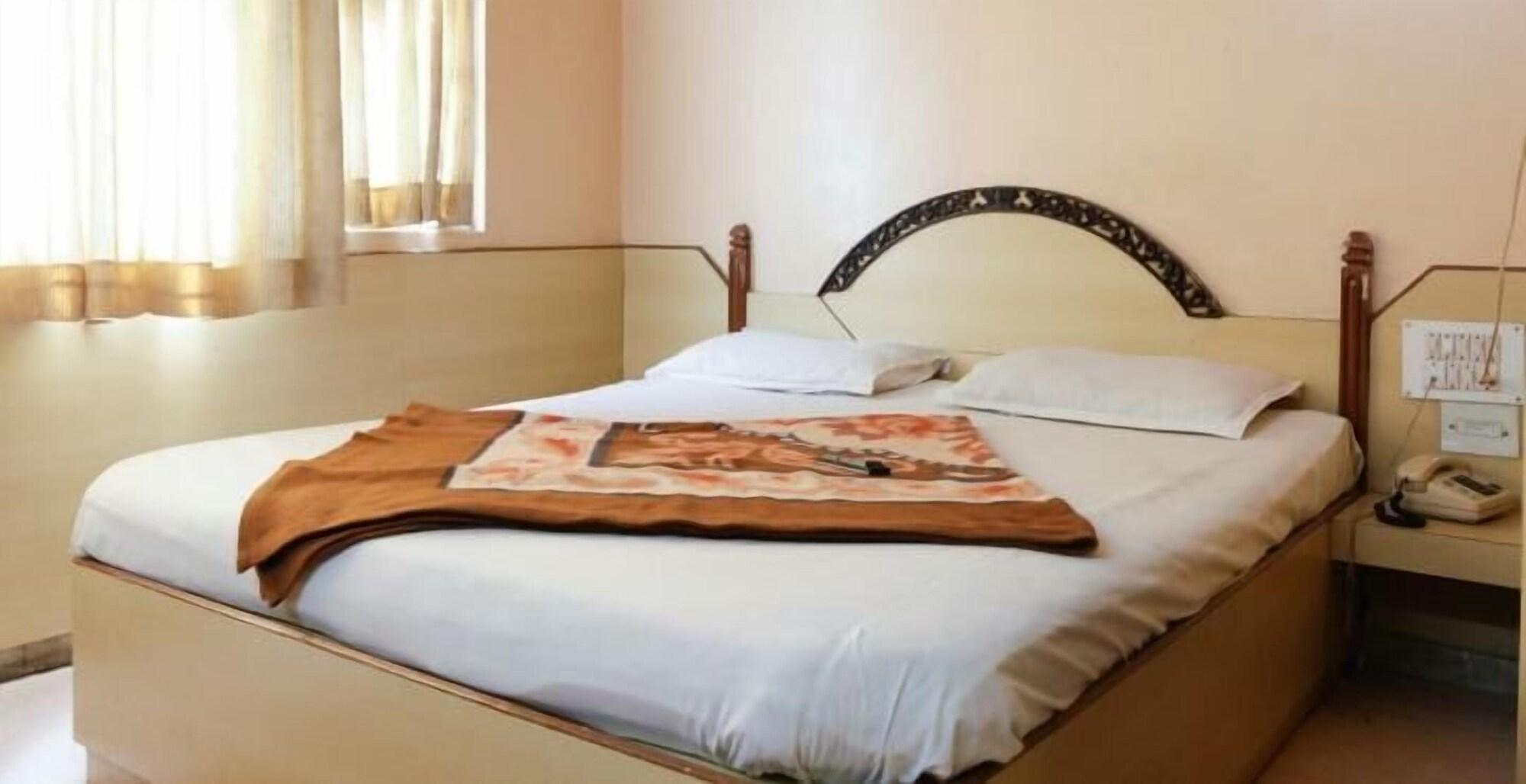 Hotel T.A.P. Paradise Bangalore Extérieur photo