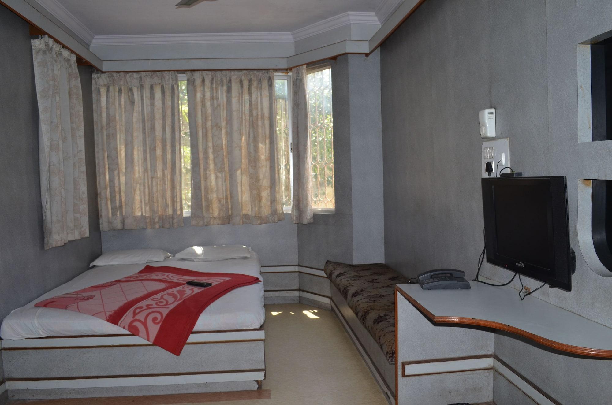 Hotel T.A.P. Paradise Bangalore Extérieur photo